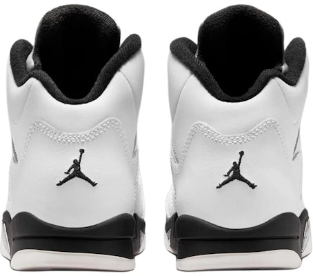 (PS) Air Jordan 5 Retro 'Putih Hitam' 440889-110 Shop (PS) Air Jordan 5 Retro 'Putih Hitam' 440889-110