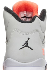 (JR) 에어 조던 5 레트로 '울프 그레이 핫 라바' 440893-018 Sizing (JR) 에어 조던 5 레트로 '울프 그레이 핫 라바' 440893-018