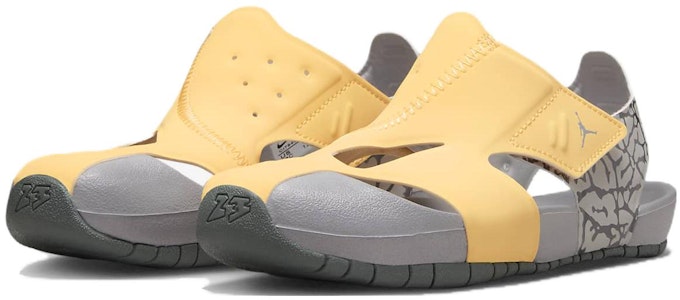 (PS) Air Jordan Flare 'Emas Topaz Abu Tekno' CI7849-700 Lookbook (PS) Air Jordan Flare 'Emas Topaz Abu Tekno' CI7849-700