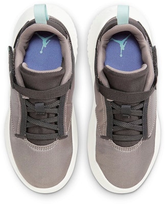 (PS) Air Jordan Proto 23 Gris/Blanco AT5712-003 Lookbook (PS) Air Jordan Proto 23 Gris/Blanco AT5712-003