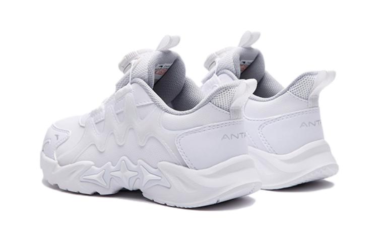 Shop (Preschool) Anta 'Honghu 2.0 White Low-Top' 332239928N-4