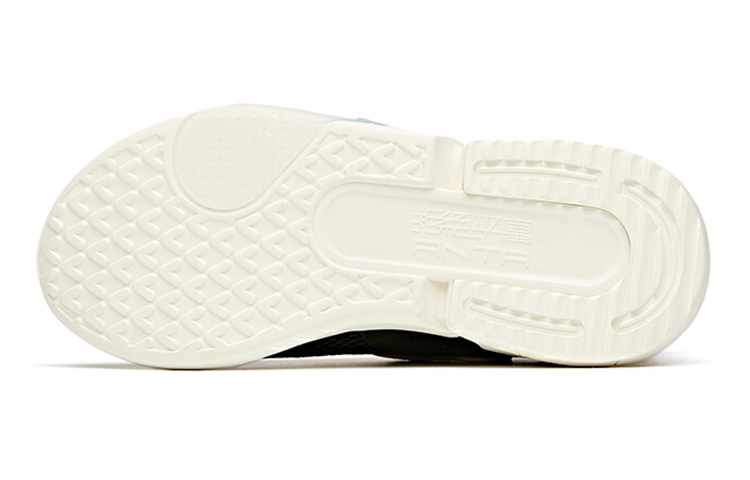 Purchase (PS) Scarpa da running casual Anta ''Nera'' 322128893-4