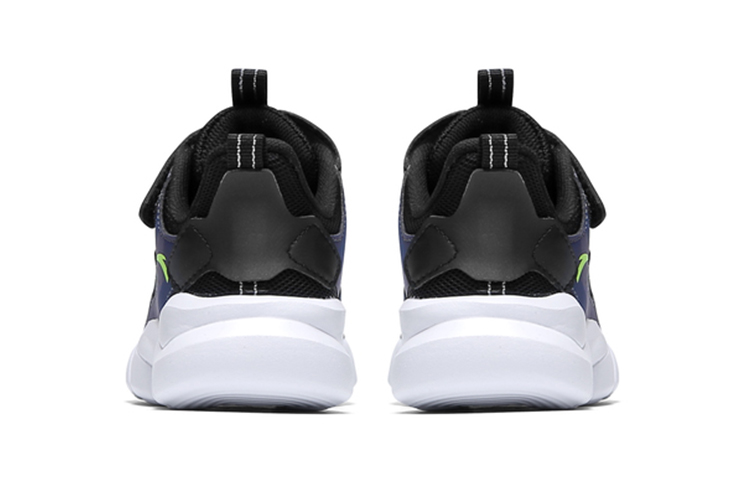 Shop (Preschool) Anta Comfort Velcro Running 'Black Green' 312219981-1
