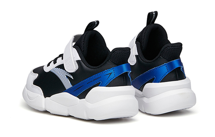 Shop (Preschool) Anta Lightweight Running Shoe 'White Black Blue' A312149951A-4(YC)