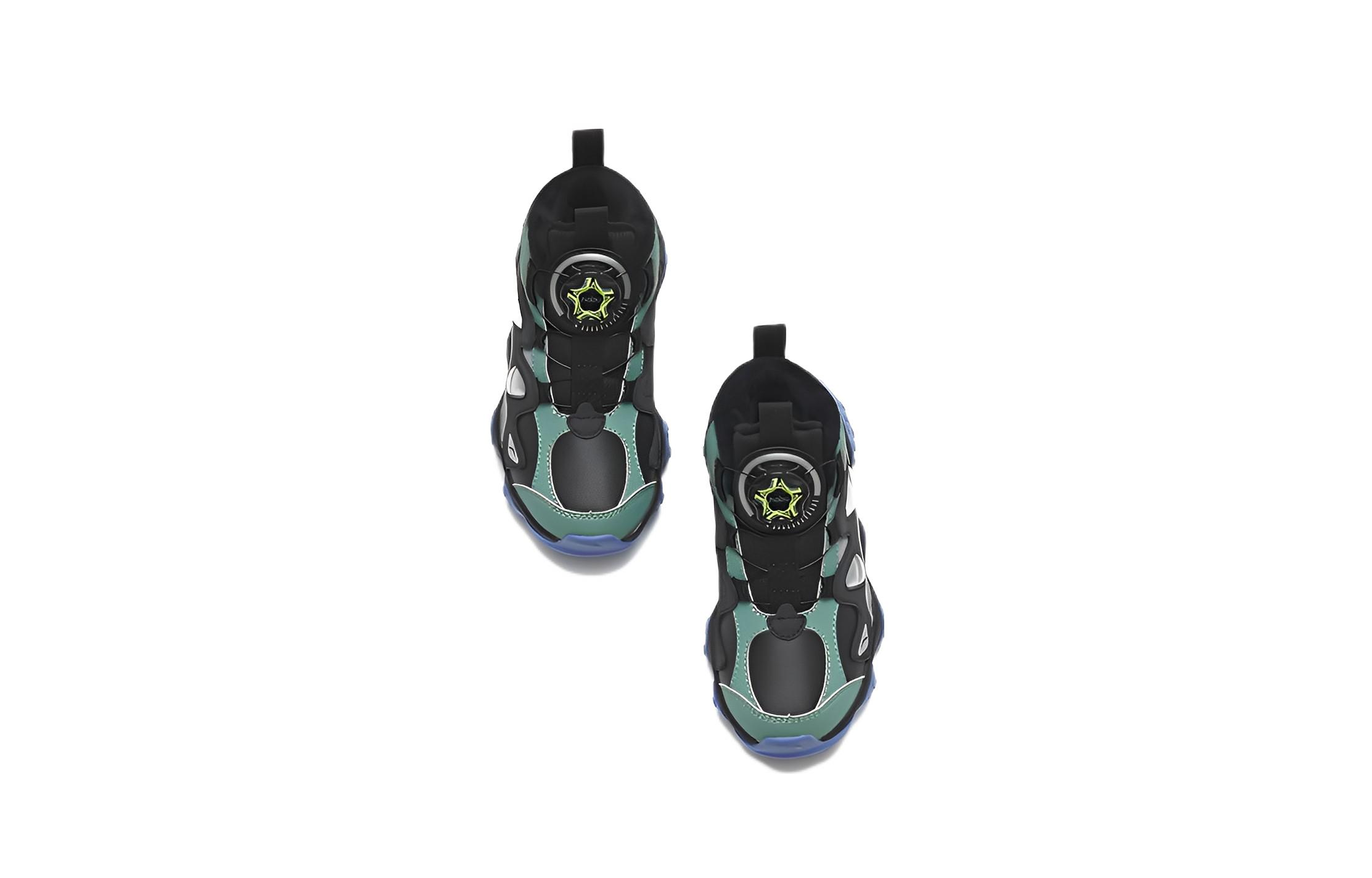 Shop (Preschool) Anta Outdoor 'Black Green' A312249904-3