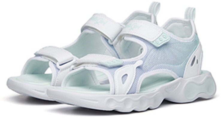 (PS) Sandal Seri Outdoor Anta 'Putih Hijau' 322226923-1 Lookbook (PS) Sandal Seri Outdoor Anta 'Putih Hijau' 322226923-1
