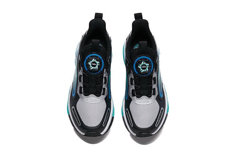 Lookbook (PS) 安踏银黑蓝色跑鞋 312215571-4