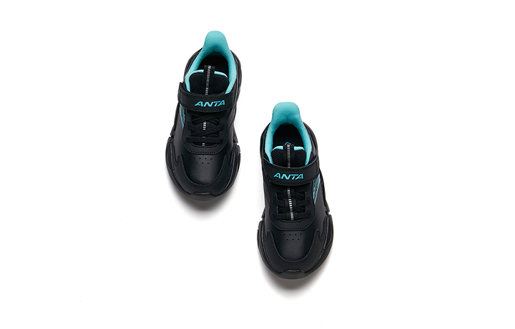 Lookbook 安踏 革面輕便跑步鞋 中童 藍黑