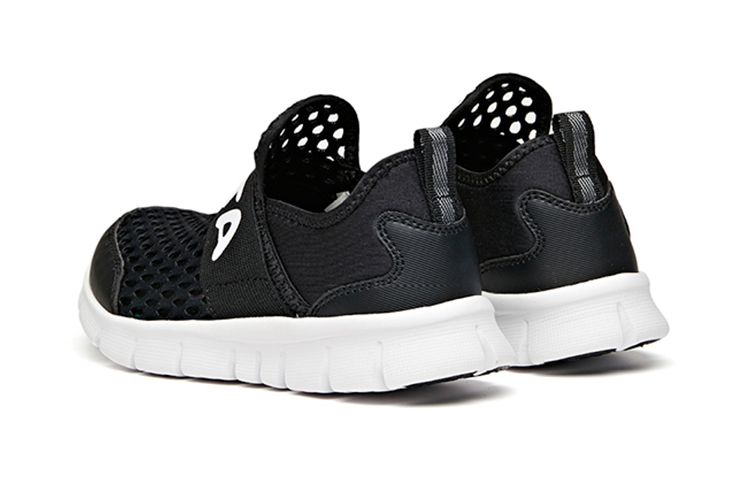 Shop (Preschool) Anta Slip-On 'Black White' A312129850A-3