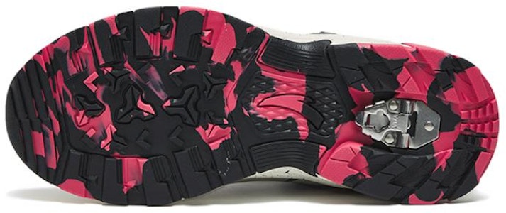 (PS) 安踏黑红色运动鞋 312146908A-4 Purchase (PS) 安踏黑红色运动鞋 312146908A-4