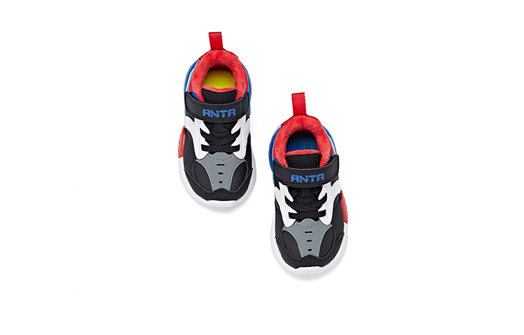 Lookbook 嬰童 Anta安踏 革面加絨運動休閒鞋 黑白灰