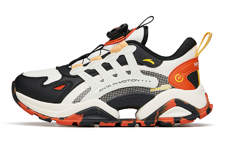 (PS) Anta War Armor Low Running Shoes 'White Black Yellow'