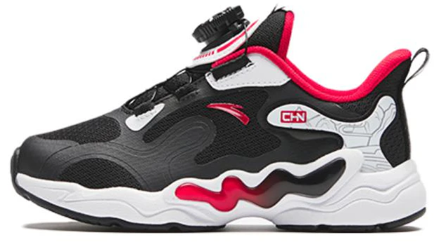 preschool-anta-yun-yi-black-red-white-312349982-1