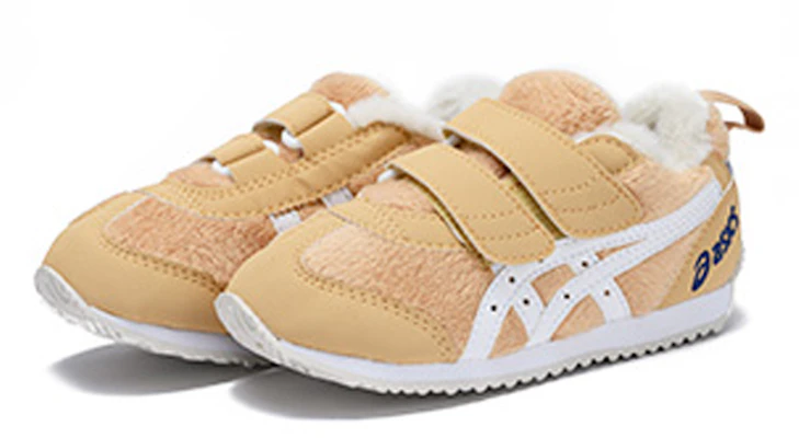 (PS) ASICS Corsair Sneaker 1144A162-200 Lookbook (PS) ASICS Corsair Sneaker 1144A162-200