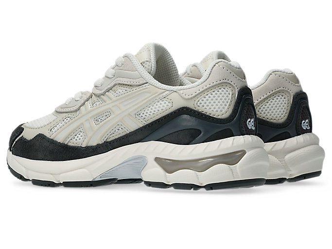 Lookbook (PS) ASICS GEL-NYC スニーカー クリーム/スモークグレー 1204A176-101