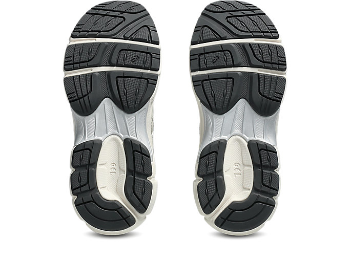 Sizing (PS) ASICS GEL-NYC スニーカー クリーム/スモークグレー 1204A176-101