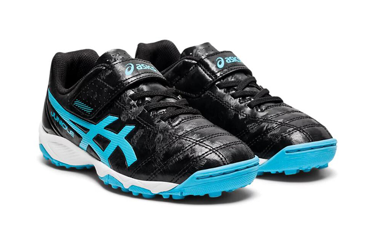 Lookbook Asics Juniole 5 TF 中童 運動鞋 黑藍