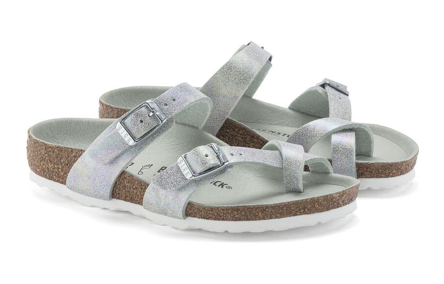 Lookbook (PS) Birkenstock Sandalias con Hebilla Verde Matcha y Loop para el Dedo. 1024711