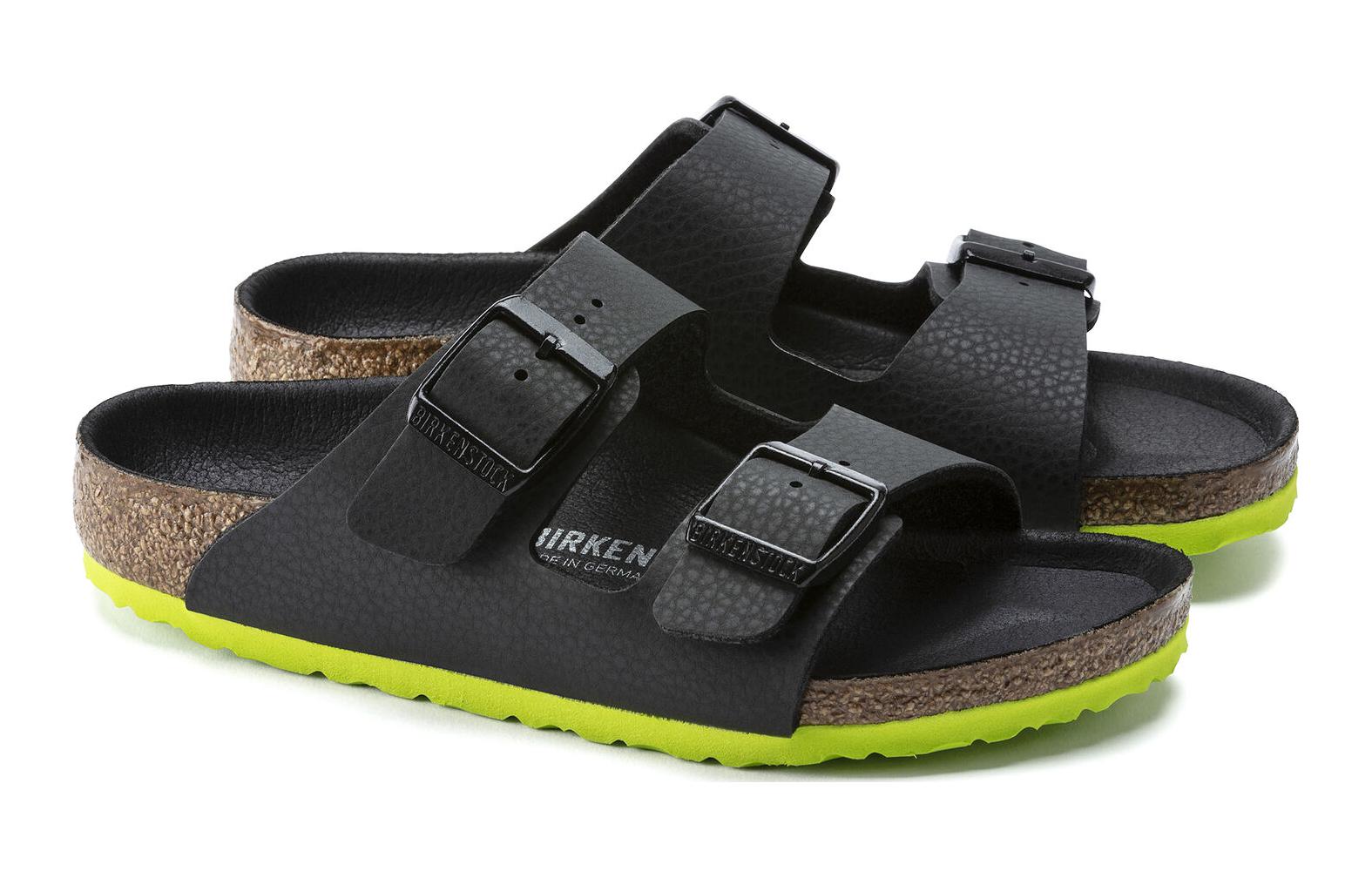 Lookbook (PS) 버켄스탁 샌들 '블랙 그린 버클' 1022102