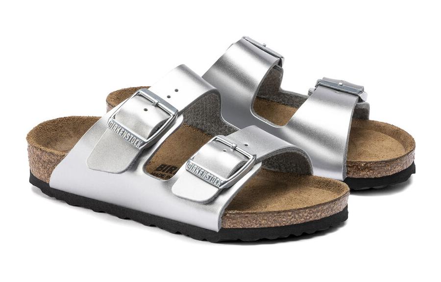 Lookbook (PS) 버켄스탁 샌들 '메탈릭 실버' 1019147