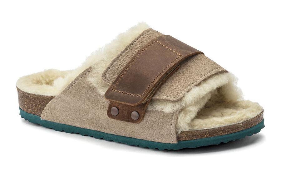 Order (PS) Birkenstock Zapatilla 'Comodidad de Fleece Marrón Claro' 1023323