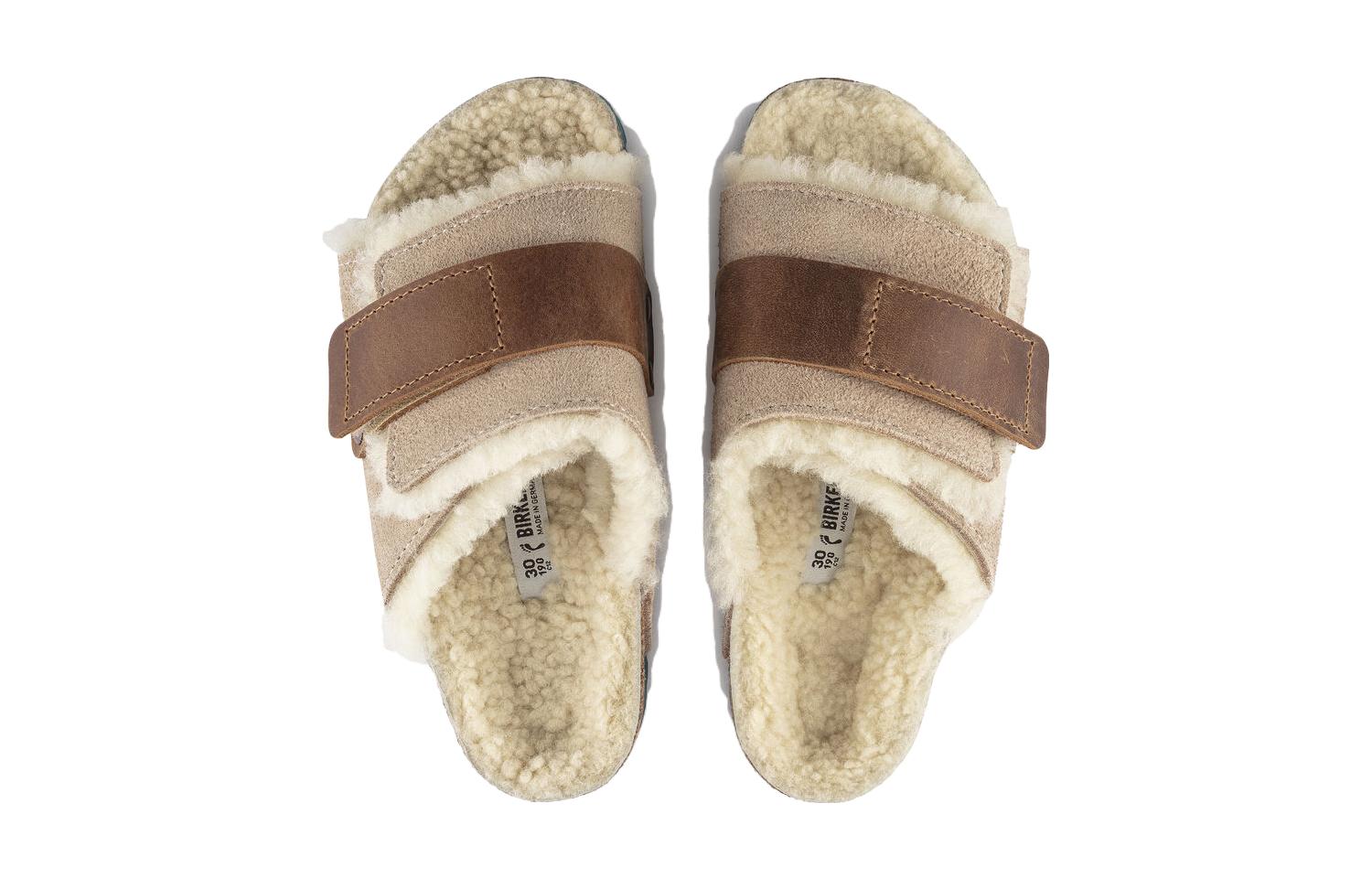 Shop (PS) Birkenstock Zapatilla 'Comodidad de Fleece Marrón Claro' 1023323