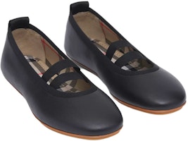 (PS) 버버리 레더 발레 플랫 '블랙 로고' 80491821 Lookbook (PS) 버버리 레더 발레 플랫 '블랙 로고' 80491821