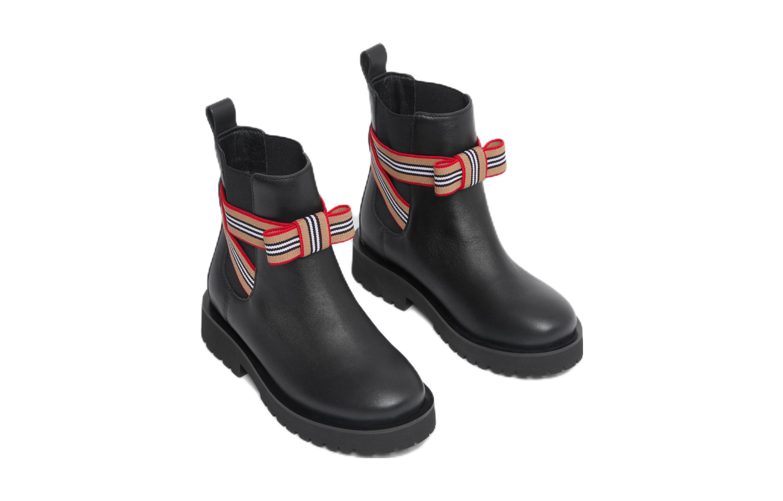 Lookbook (PS) Botas Chelsea de Piel con Correa a Rayas Burberry 'Negro' 80529961