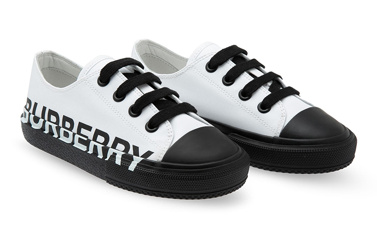 Shop (PS) Burberry Low Top ''Hitam Putih'' 80106371