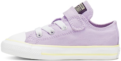 (Toddler) Converse ' Hook-and-Loop Chuck Taylor All Star Low Top Purple 766205C (Toddler) Converse ' Hook-and-Loop Chuck Taylor All Star Low Top Purple 766205C