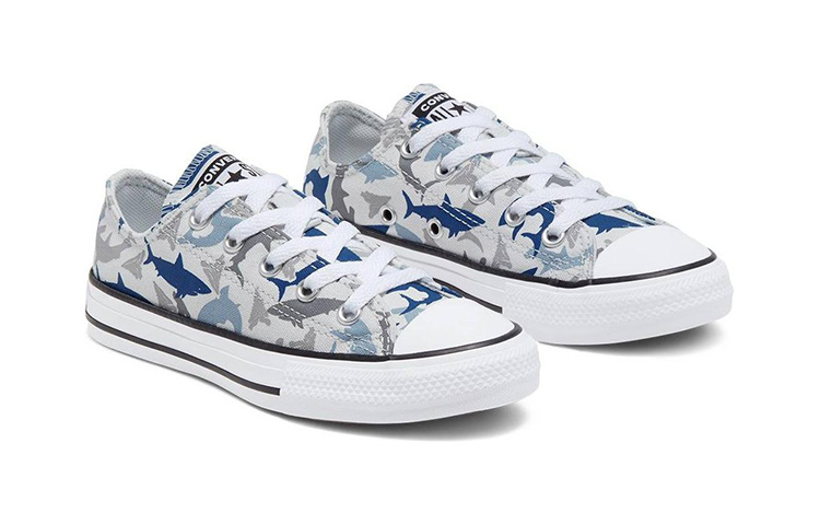 Lookbook (PS) Converse Chuck Taylor All Star Sneakers 666890C