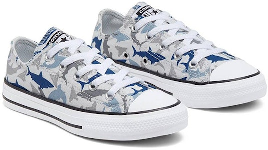 (PS) Converse Chuck Taylor All Star Sneakers 666890C Lookbook (PS) Converse Chuck Taylor All Star Sneakers 666890C