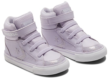 嬰幼兒 Converse 防滑耐磨輕便 高筒 板鞋 紫色 Lookbook 嬰幼兒 Converse 防滑耐磨輕便 高筒 板鞋 紫色