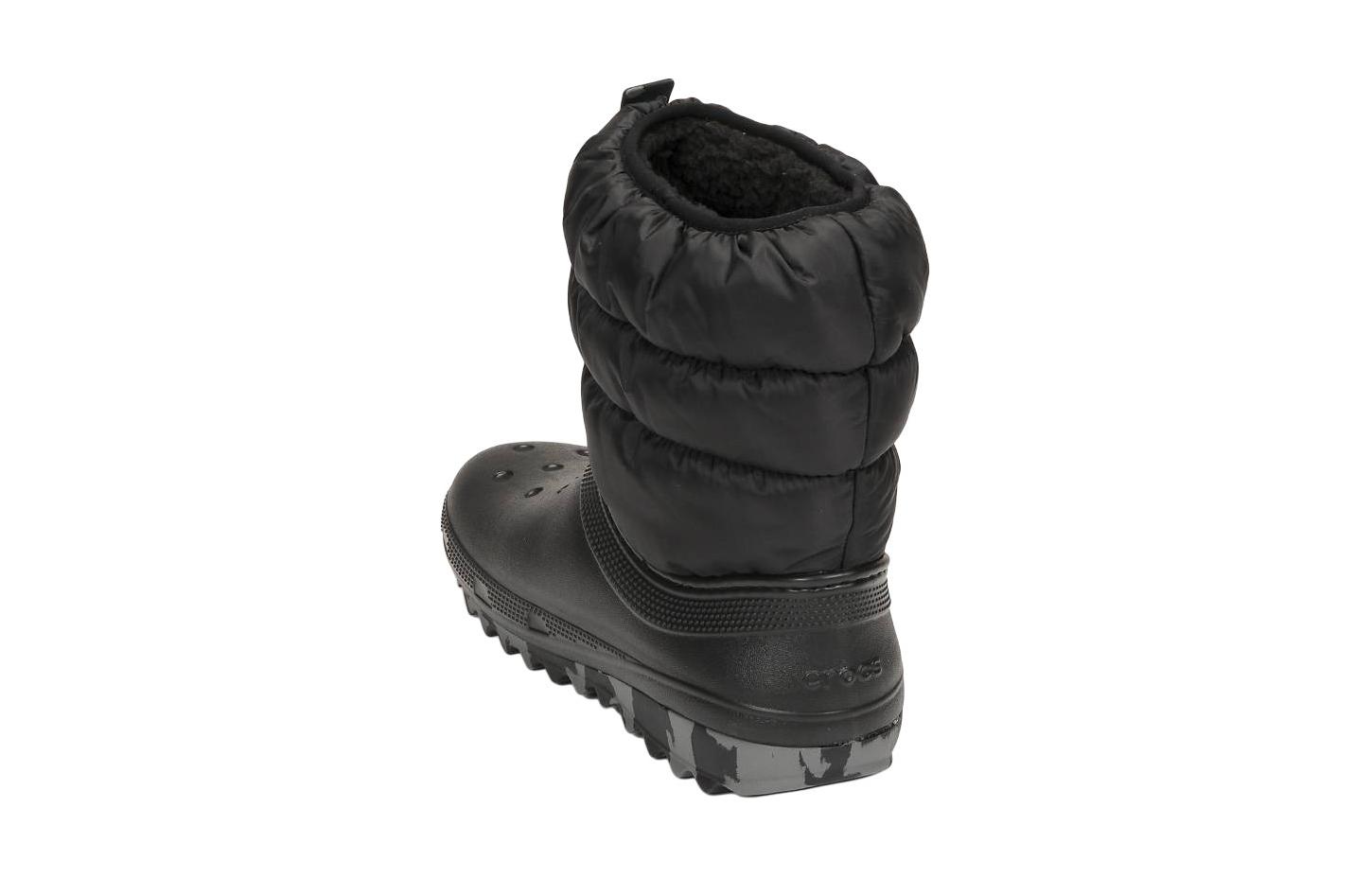 Shop (Preschool) Crocs Classic Clog 'Black' 207684-001