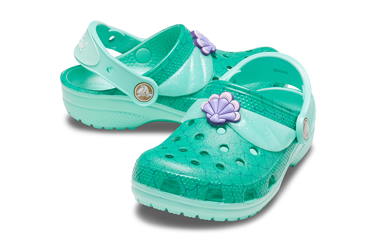 Shop 兒童 Crocs卡羅馳 Classic clog 休閒洞洞涼鞋 綠