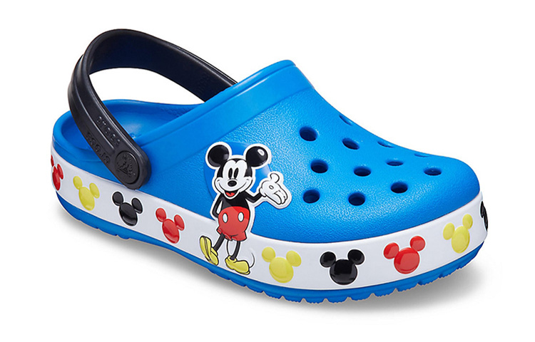 Lookbook (Preschool) Crocs Disney Mickey Outdoor Flat Heel Sports Blue Sandals 206307-4JL