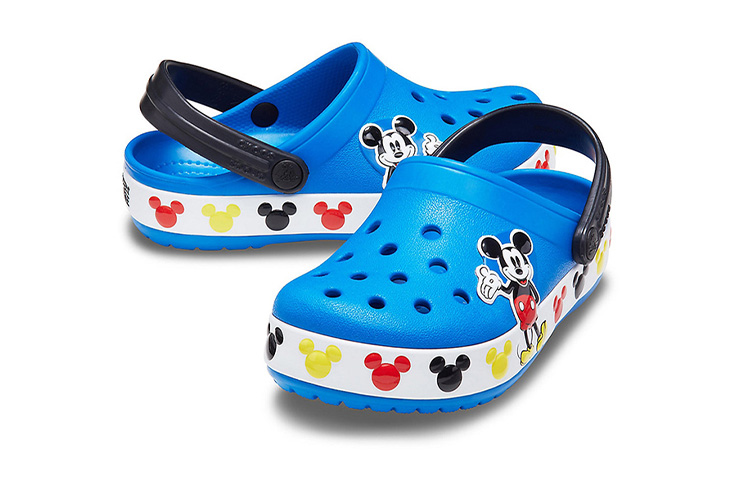 Shop (Preschool) Crocs Disney Mickey Outdoor Flat Heel Sports Blue Sandals 206307-4JL