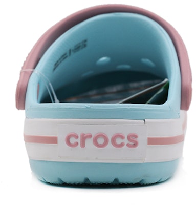 (PS) Sandal Olahraga Crocs Biru Putih 204537-4S3 Lookbook (PS) Sandal Olahraga Crocs Biru Putih 204537-4S3