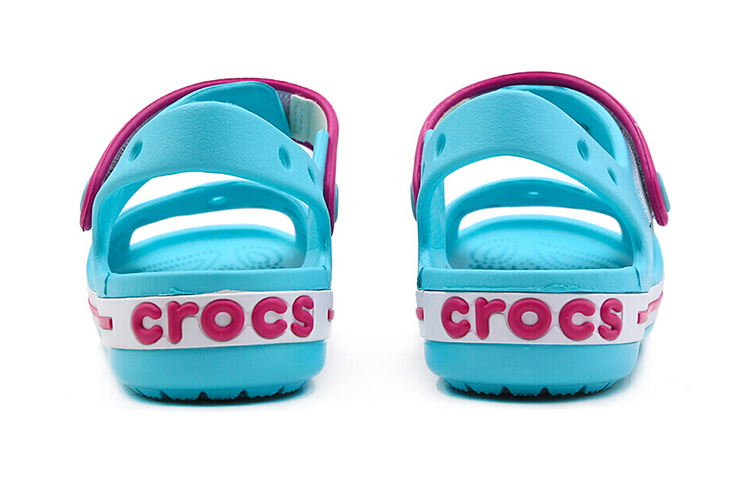 Lookbook (Preschool) Crocs Small Crocs Beach ice blue Sandals 12856-4FV