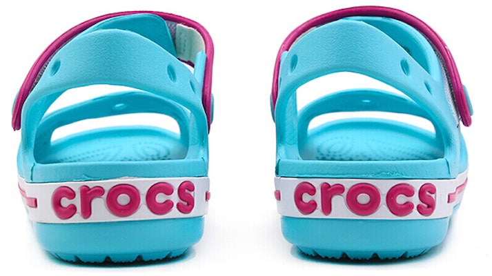 童趣 Crocs 小克羅克斯 海灘涼鞋 冰藍 Lookbook 童趣 Crocs 小克羅克斯 海灘涼鞋 冰藍
