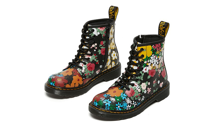 Lookbook (Preschool) Dr. Martens 1460 Martin Boots K Black 27093001