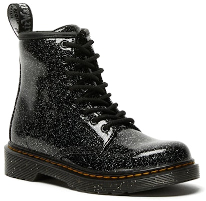 (PS) Dr. Martens Junior 1460 Martin Boots K Hitam Anak-anak 27050001 Lookbook (PS) Dr. Martens Junior 1460 Martin Boots K Hitam Anak-anak 27050001