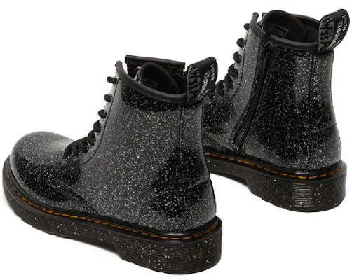 (PS) Dr. Martens Junior 1460 Martin Boots K Hitam Anak-anak 27050001 Purchase (PS) Dr. Martens Junior 1460 Martin Boots K Hitam Anak-anak 27050001