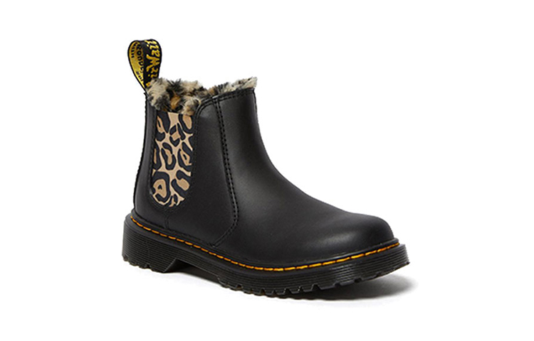 Lookbook (PS) Dr. Martens Junior 2976 Zip Chelsea Boots Berbulu 'Hitam' 26045001