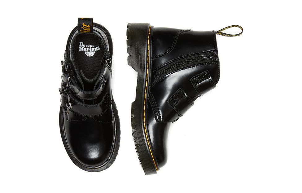 Lookbook (Preschool) Dr. Martens Leather Low Top 'Black Star' 27627001
