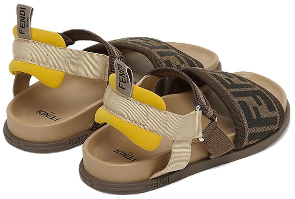 (PS) FENDI FFファブリックフラットサンダル(タバコ) JMR437ALJFF1JGO Lookbook (PS) FENDI FFファブリックフラットサンダル(タバコ) JMR437ALJFF1JGO