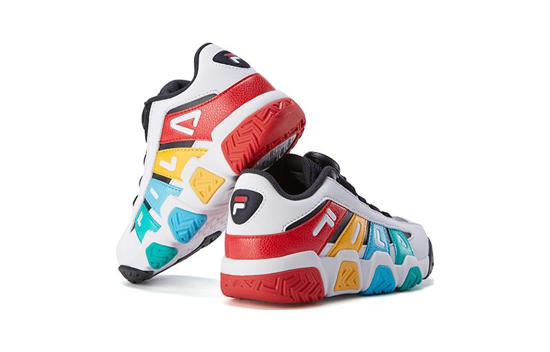 Lookbook (PS) FILA Bola Keranjang Rendah 'Putih Merah Hitam' K64B141204PNR