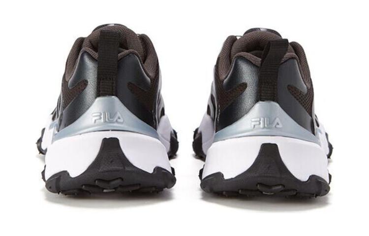 Lookbook 大童 FILA 斐樂 防滑防踢減震 兒童休閒鞋 黑白