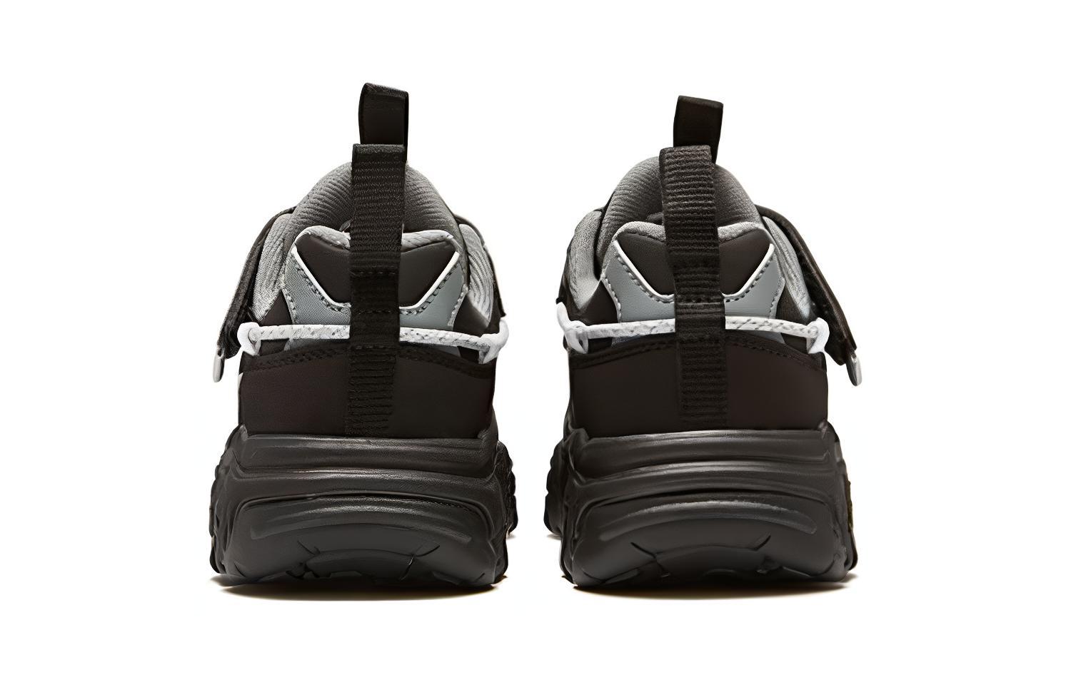 Lookbook (PS) Zapatillas de Correr Casual FILA 'Negro' K14B341132FBS