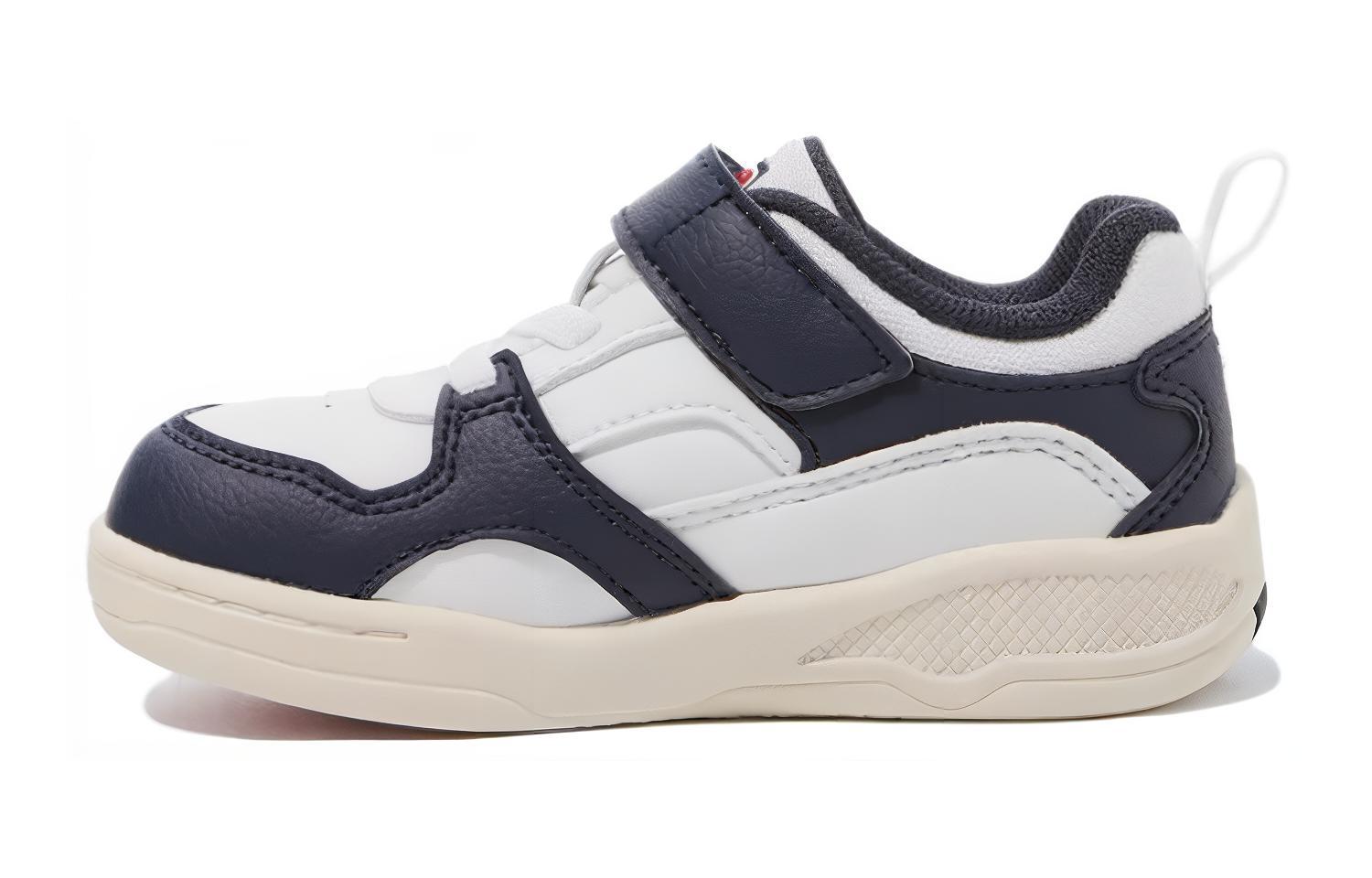 (Preschool) FILA Classic Low 'Black White' 3XM02370F_150